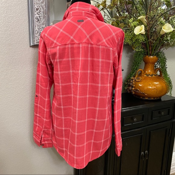 Columbia- Button Down Shirt - Picture 2 of 7